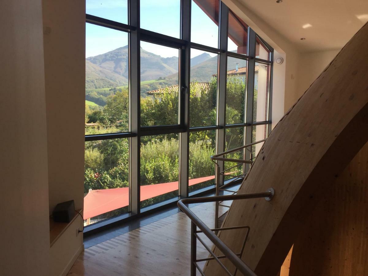 Bed and Breakfast Amalur Olhette Екстер'єр фото